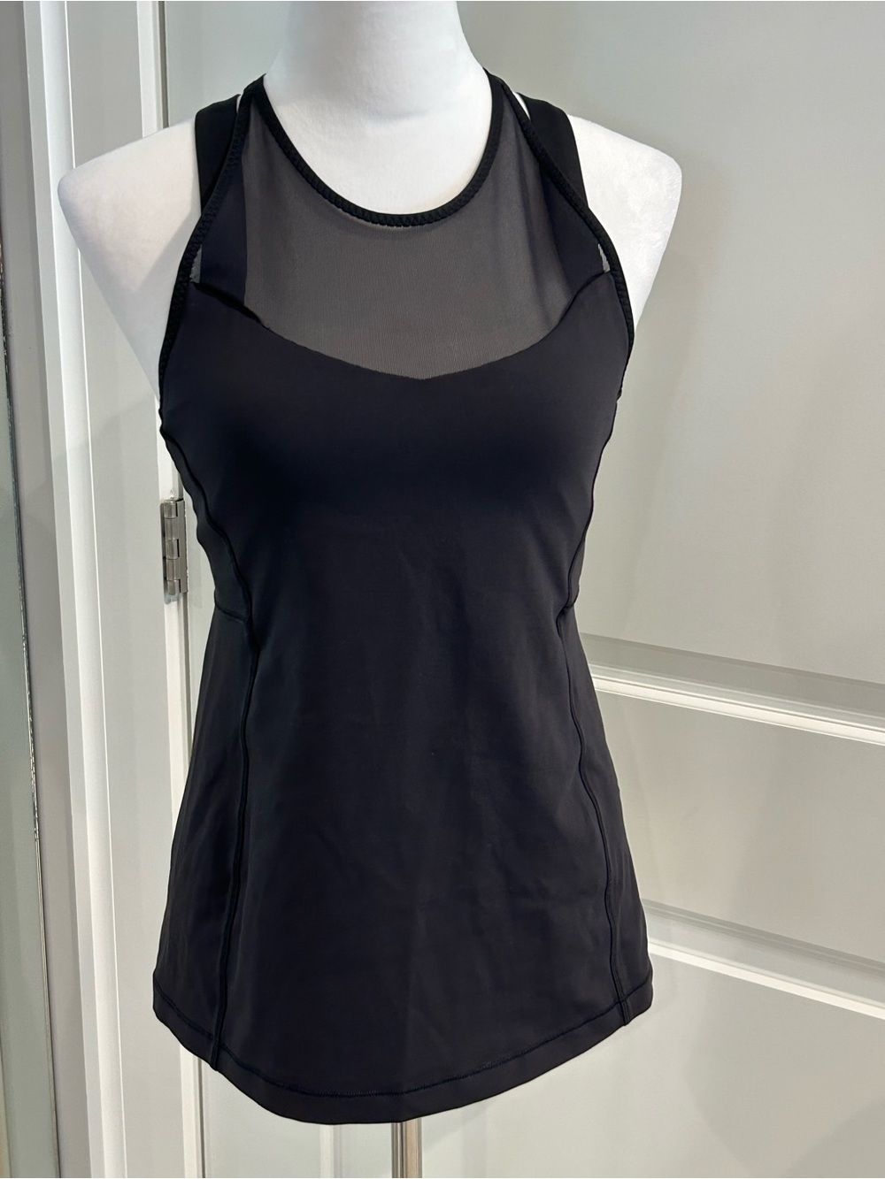 Lululemon Running In The City Tank
Black, Sz 8